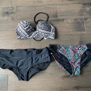 Hollister patterned bikini